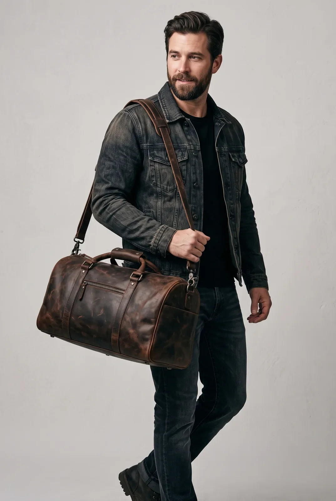 Voyager Bags Leather Handmade Leather Duffel Bag