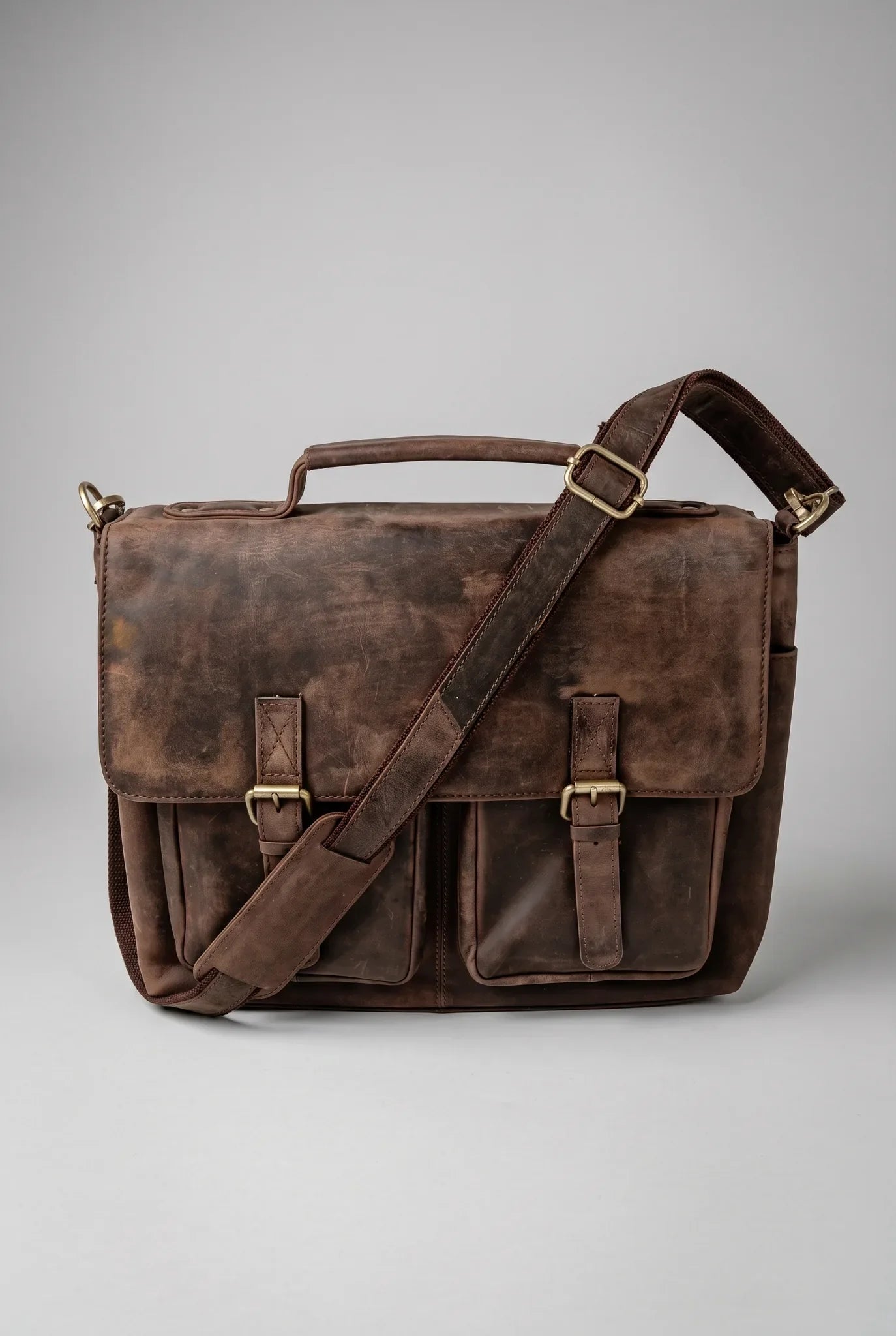 Buffalo Leather Sitka Messenger Bag AZ 054