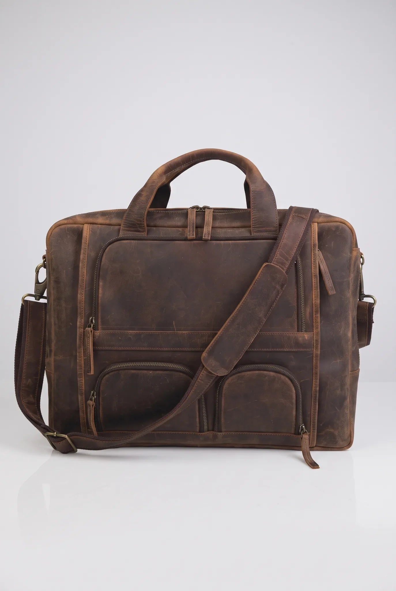Commuter Leather Messenger AZ 053