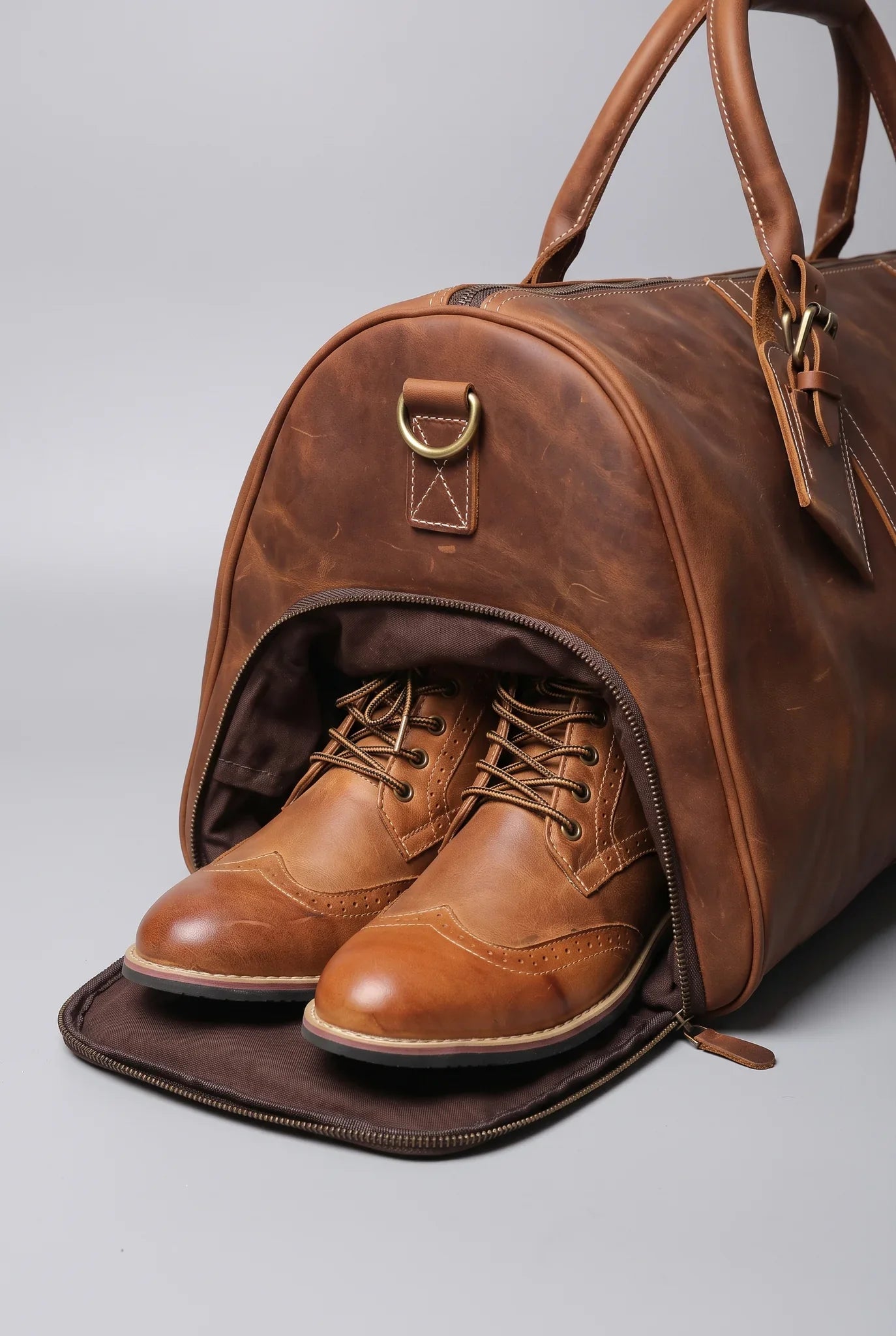 Roamer Leather Duffel Bag (Cognac)